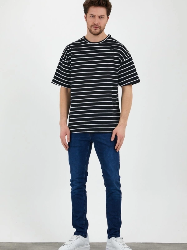 Unisex Siyah Beyaz Çizgili Oversize Tshirt