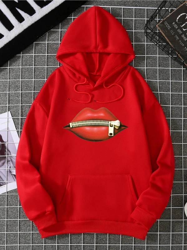Yasolin----Kadın Kırmızı Lips Baskılı Kapüşonlu Sweatshirt