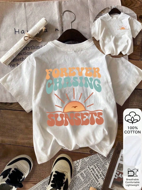 Yazlık Kadın Bol Tişört, FOREVER CHASING SUNSETS Baskılı, %100 Pamuklu Beyaz Kısa Kollu, Graf