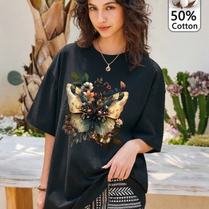 %50 Pamuk Rahat Minimalist Kelebek ve Çiçek Baskılı Tişört Kadınlar İçin, Doğal