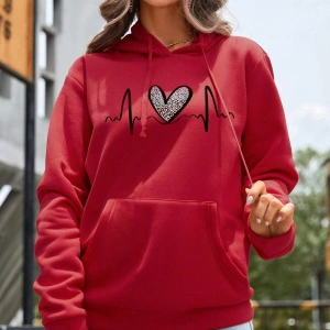 . Essnce Heart Print Kangaroo Pocket Drawstring Lined Hoodie Kırmızı