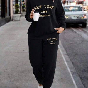 2li Büyük Beden Kadın Günlük New York Harf Baskılı Sweatshirt Ve Eşofman Altı Takımı,