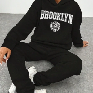 2li Kadın Rahat Basit İngilizce Harfli Kapüşonlu Sweatshirt ve Eşofman Altı Tak