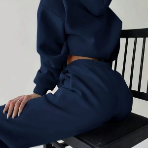 2 Parça Kadın Uzun Kollu Kapüşonlu Sweatshirt Cepli ve Yüksek Bel Kloş Pantolon