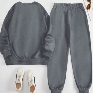 2 Parça Set Büyük Beden Kadın Harf Baskılı Mürettebat Yaka Uzun Kollu Sweatshirt Ve Eş