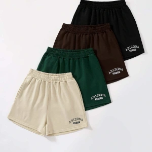 4pcs Letter Graphic Slant Pockets Şort