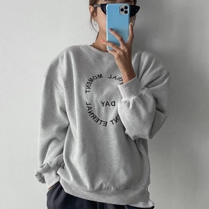 Sloganlı Nakışlı Damla Sweat