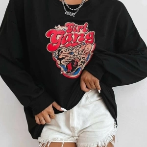 Kadın Oversize Girl Gang Baskılı Sweatshirt girlgangsweat
