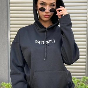 Kadın Siyah Butterfly Kelebek Baskılı Kapüşonlu Oversize Sweatshirt KELEBEKOVERSİZESW
