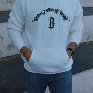 Unisex Beyaz Fealress Baskılı Kapşonlu Oversize Sweatshirt FEARLESBSWEATSHİR