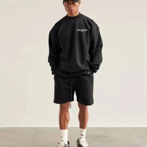 Erkek Siyah Unlımıted Baskılı Oversize Bisiklet Yaka Sweatshirt benisengiydirun