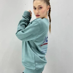 Kadın Nefti Yeşili Back Baskılı Oversize Bisiklet Yaka Sweatshirt