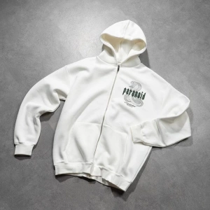 Beyaz Paranoid Baskılı Oversize Bisiklet Yaka Kadın Sweatshirt bsgparanoidsweat