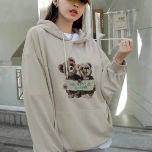 Kadın Ekru Ayıcık Çifti Baskılı Oversize Kapüşonlu Sweatshirt benisengiydiçifta