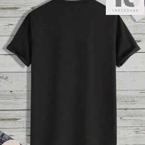 Anime Erkekler Figür ve Harf Grafikli Tişört