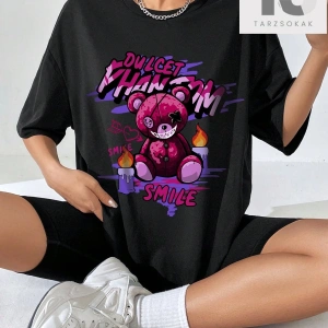 Ayı ve Mektup Baskılı ve Düşük Omuz Tasarımlı Bol Kesim Kadın Tişört