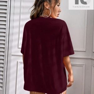 Ayı Ve Mektup Grafikli Tişört