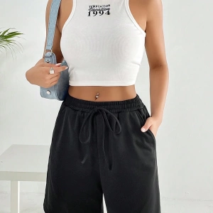 Bağcıklı Bel Eğimli Cep Şort