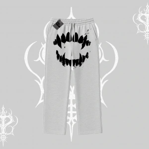 Beyaz Baggy Eşofman Altı Vampir Dış