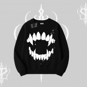 Beyaz Biskilet Yaka Sweatshirt Vampir Dış