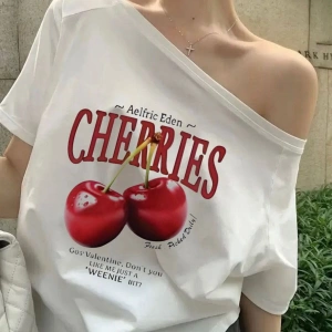 Beyaz Kadın Düşük Omuz Kayık Yaka Cherries Baskılı