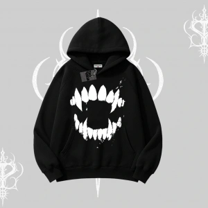Beyaz Kapşonlu Sweatshirt Vampir Dış
