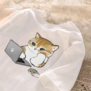 Beyaz Karikatür Anime Çalışma Kedi Baskı Çift Yuvarlak Boyun Yaz Gevşek ka