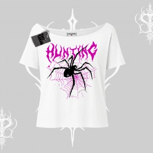 Beyaz Kayık yaka Tişört Autumn Spider