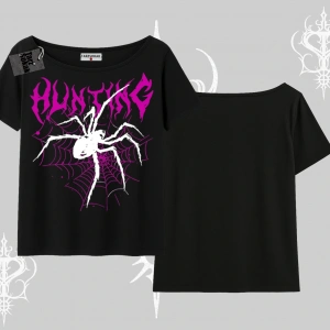 Beyaz Kayık yaka Tişört Autumn Spider