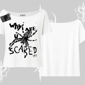 Beyaz Kayık yaka Tişört Why are u Scared