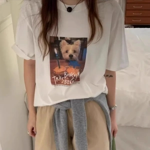 Beyaz sevimli karikatür üstleri anti-aging yaz gündelik grafik yaz