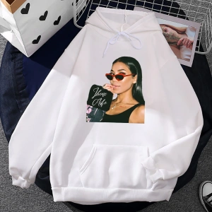 Beyaz Unisex Jhene Aiko kapüşonlu Streetwear şarkıcı grafik baskı