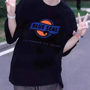 Beyaz Yaz Mavi Mühür Karikatür Baskı Yuvarlak Boyun Sevimli Y2K Stilleri Ra