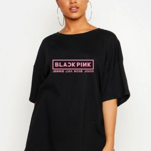 Black Pink Oversize Tişört