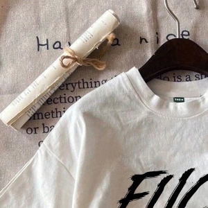 Casual Fit Crew Yaka Kısa Kollu Tişört İngilizce Yazı Baskılı