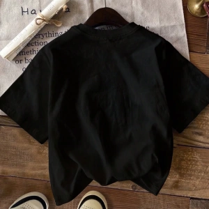 Casual Loose Pembe Fiyonklu Grafik Yuvarlak Yaka Kısa Kollu Kadın Tişörtü, Pamuk Kar