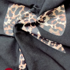 Casual Minimalist Leopar Desenli Fiyonk Dekor Yuvarlak Yaka Kısa Kollu Fitted Kırpıl