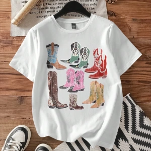 Casual Renkli Botlar Grafik Slim Fit Mürettebat Yaka Kısa Kollu Kadın Tişörtü, Yaz Ret