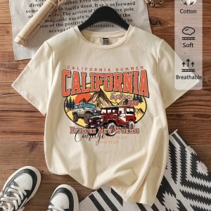 Casual Retro Kırmızı Araba Desenli %50 Pamuk Kadın Tişört