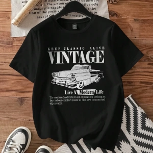 Casual Retro Kırmızı Araba Desenli %50 Pamuk Kadın Tişört