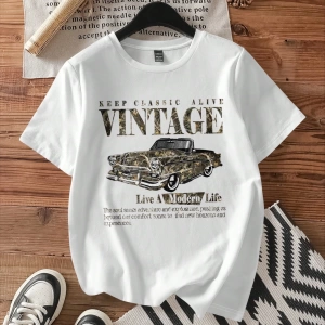 Casual Retro Kırmızı Araba Desenli %50 Pamuk Kadın Tişört