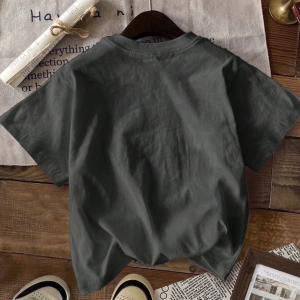 Casual Retro Kırmızı Araba Desenli %50 Pamuk Kadın Tişört