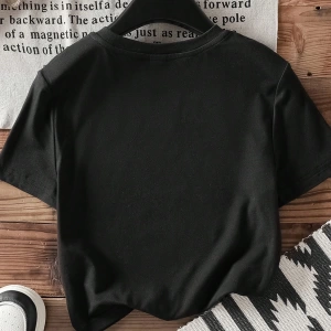 Casual Retro Kırmızı Araba Desenli %50 Pamuk Kadın Tişört