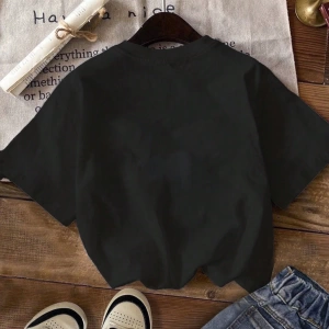 Casual Retro Kırmızı Araba Desenli %50 Pamuk Kadın Tişört