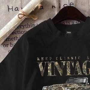 Casual Retro Kırmızı Araba Desenli %50 Pamuk Kadın Tişört