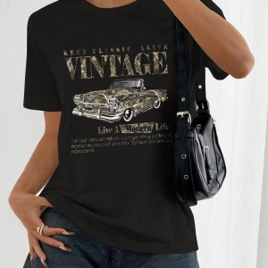 Casual Retro Kırmızı Araba Desenli %50 Pamuk Kadın Tişört