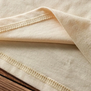 Casual Retro Kırmızı Araba Desenli %50 Pamuk Kadın Tişört