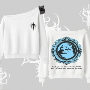 Çerçeveli Kedi Baskılı Kayık Yaka Sweatshirt