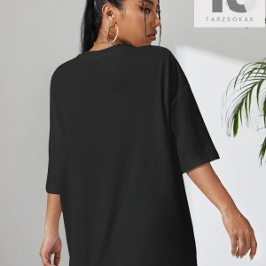 Çiçek Desenli Düşük Omuz Oversize Tişört