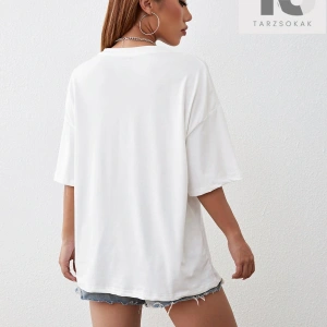 Çiçek Desenli Düşük Omuz Tişört